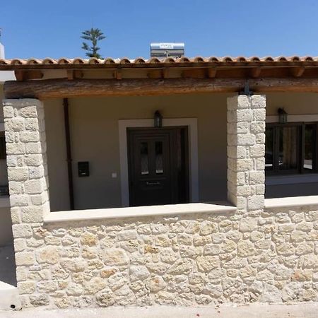 Casa Di Kapaka - New Villa In The Countryside Roupai Dış mekan fotoğraf