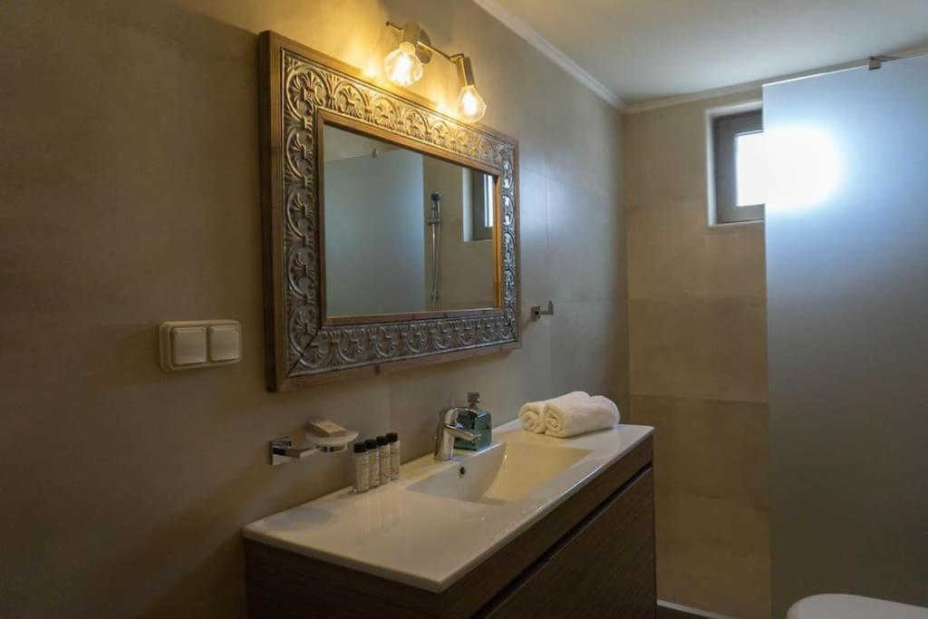 Casa Di Kapaka - New Villa In The Countryside Roupai Dış mekan fotoğraf