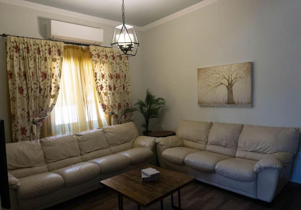 Casa Di Kapaka - New Villa In The Countryside Roupai Dış mekan fotoğraf